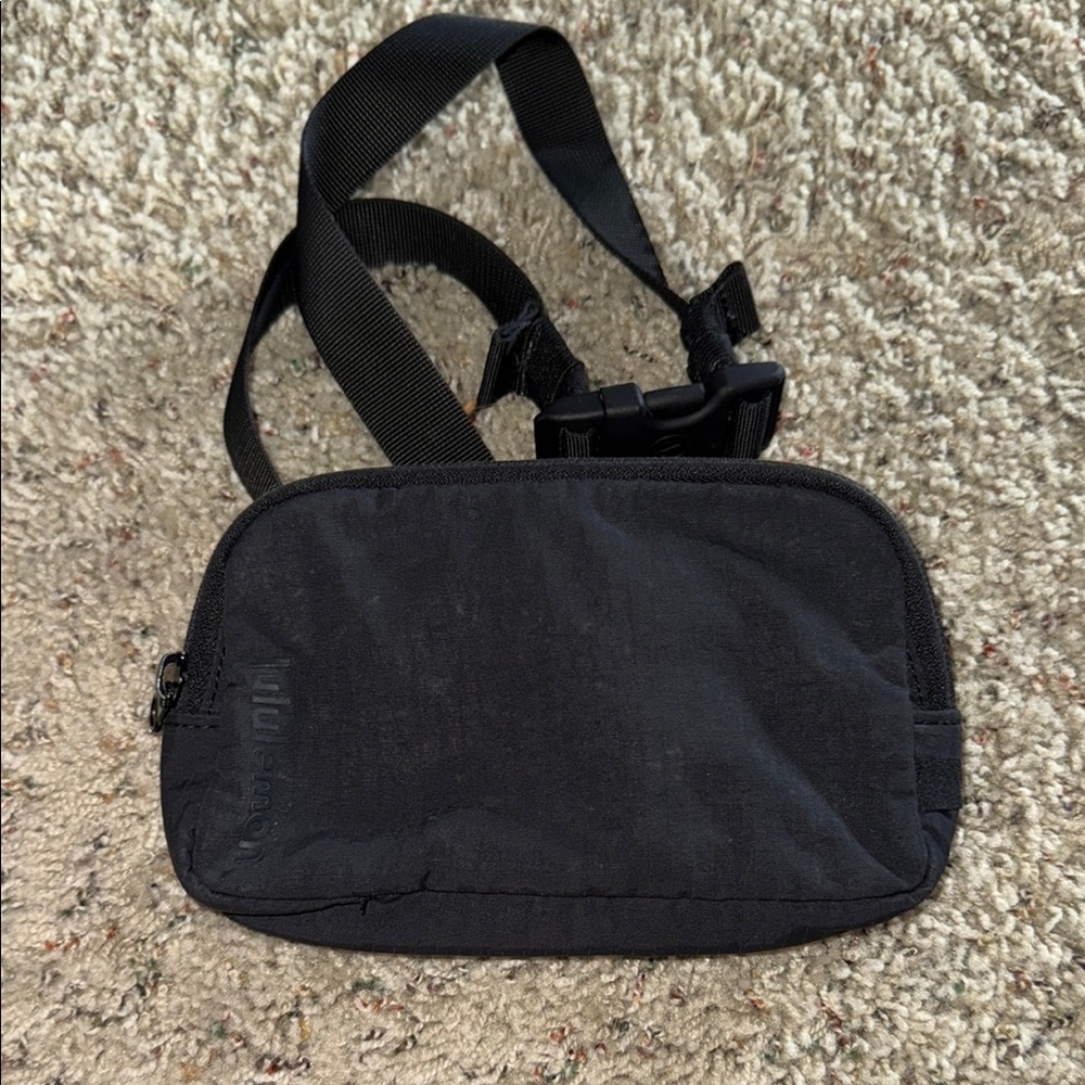 Lululemon Black Crossbody Fanny Belt Bag